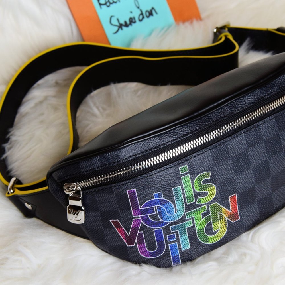NEW UNUSED LOUIS VUITTON DAMIER GRAPHITE BUMBAG - Picture 11 of 15